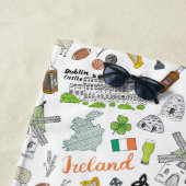 アイルランドのスケッチの落書きパターン ビーチタオル (インサイチュ)