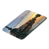 アイルランドのダブリンのリフィー川に沿った日の出 マグネット (左側)