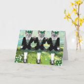 アイルランドのダンシングキッテン グリーティングカード (黄色い花)