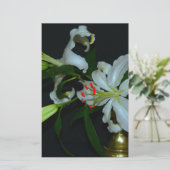 アイルランドのデザイン – ブラスとフラワーコレクション 便箋 (スタンド正面)