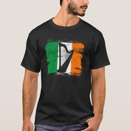 アイルランドのトラッドミュージックハープアイルランド国旗Harpist Irelan Tシャツ (正面)