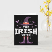 アイルランドのハロウィーンの魔女のマッチング衣装 カード (黄色い花)