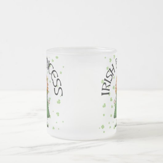 アイルランドのプリンセスの赤毛 フロストグラスマグカップ (中央)