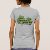 アイルランドの冬が決して間違った方向を指さない Tシャツ (裏面)