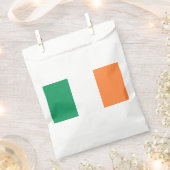 アイルランドの国旗 フェイバーバッグ (クリップ留めされた状態)