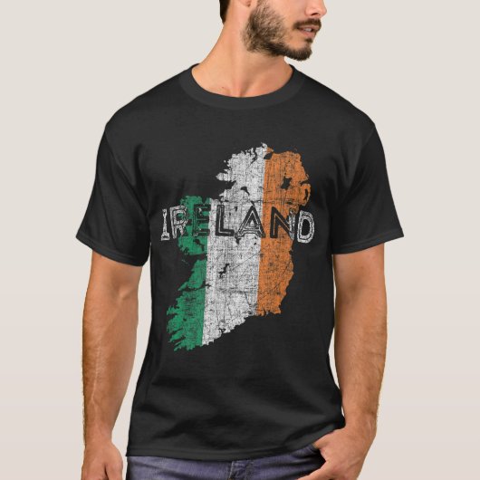 アイルランドの地図と国旗の土産 – アイラ動揺してンド Tシャツ (正面)