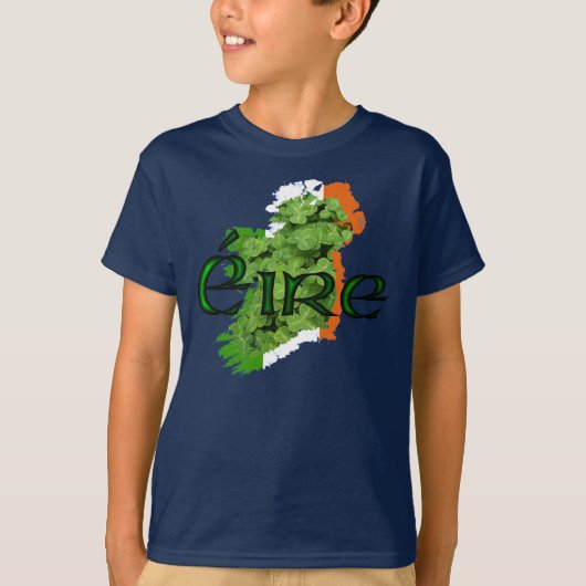 アイルランドの地図v2 by Kenneth Yoncich Tシャツ (正面)