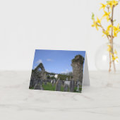 アイルランドの墓地の写真 カード (黄色い花)