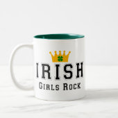 アイルランドの女の子の石 ツートーンマグカップ (左)