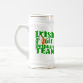 アイルランドの女子の飲みチーム ビールジョッキ (左)