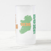 アイルランドの女子の飲みチーム フロストグラスビールジョッキ (中央)