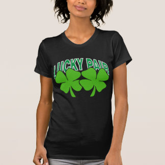 アイルランドの幸運な組のいけない女性 Tシャツ