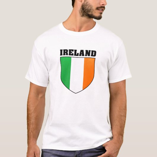 アイルランドの盾のワイシャツ Tシャツ (正面)