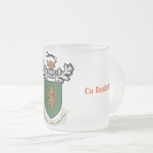 アイルランドの紋章付き外衣のFarrellの一族 フロストグラスマグカップ (正面右)