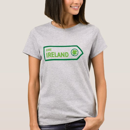 アイルランドの道路標識 Tシャツ (正面)