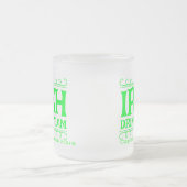 アイルランドの飲みチームをパーソナライズ フロストグラスマグカップ (中央)