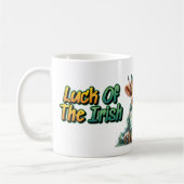 アイルランドの高地の牛の運 コーヒーマグカップ (左)