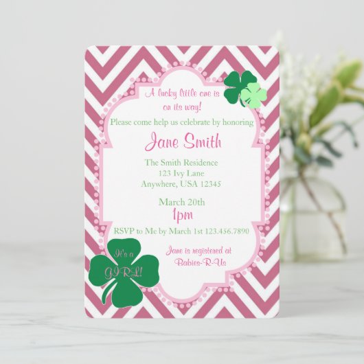 アイルランドをテーマにした幸運な小さな赤ちゃんのシャワー招待状 招待状 (スタンド正面)