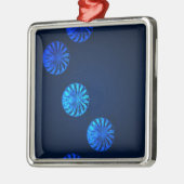 アイルランドデザインブルークリスタル メタルオーナメント (左)