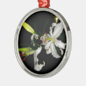 アイルランドデザイン – ザフラワーコレクション メタルオーナメント (左)