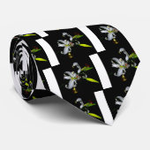 アイルランドデザイン – ブラスとフラワーデザイン ネクタイ (ロール)