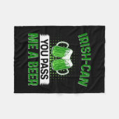 アイルランド人ならビールを飲んでくれ フリースブランケット (正面(横))