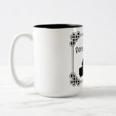 アイルランド人のダンスのケルト結び目模様のFeisのお母さん ツートーンマグカップ (左)