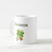 アイルランド人の幸運。トリカラーシャムロック名前をカスタムする マグカップ (正面左)