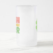 アイルランド人の私はもっとビールの曇りガラスのマグカップを持っていた フロストグラスビールジョッキ (中央)