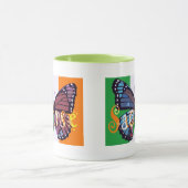 アイルランド人のSaoirseの蝶 マグカップ (中央)