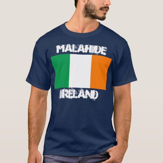 アイルランド国旗が付いたマラウインド Tシャツ (正面)