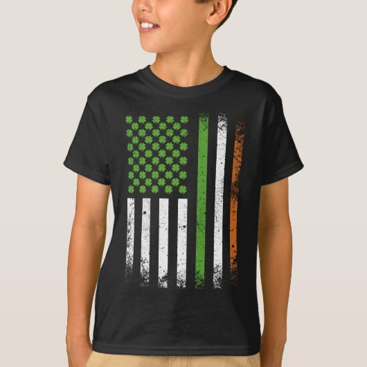 アイルランド国旗の男の子 Tシャツ (正面)