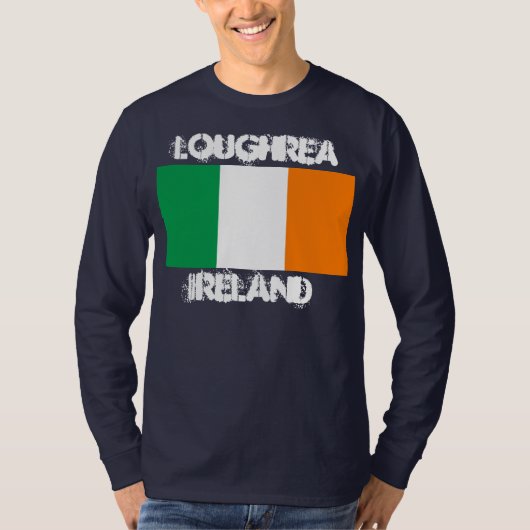 アイルランド国旗を持つアイルランド，ルグレア Tシャツ (正面)