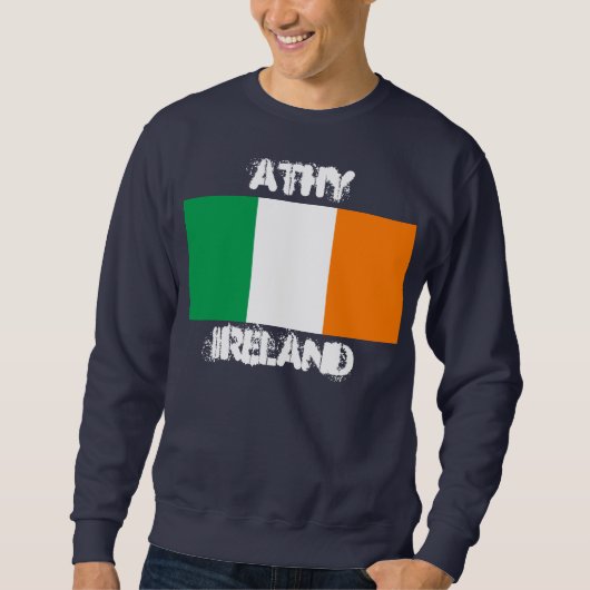 アイルランド国旗を持つアシー スウェットシャツ (正面)