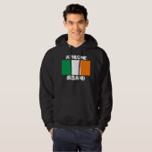アイルランド国旗を持つアローン パーカ (正面フル)