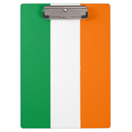 アイルランド国旗を持つ愛国的なクリップボード クリップボード