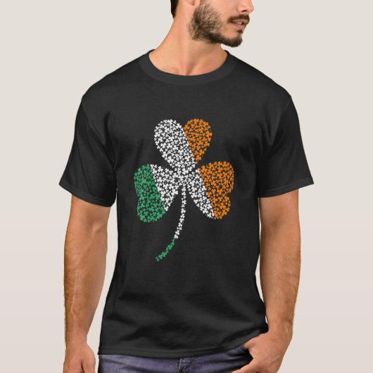 アイルランド国旗シャムロッククローバーSt patricks day Tシャツ (正面)
