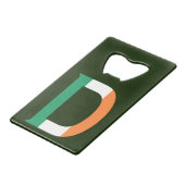 アイルランド国旗bocntにオーバーレイされたDモノグラム クレジットカード栓抜き (正面アングル)