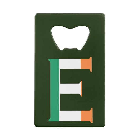 アイルランド国旗bocntにオーバーレイされたEモノグラム クレジットカード栓抜き (正面)