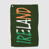 アイルランド国旗gtcnmの上に置かれたアイルランド ゴルフタオル (正面)