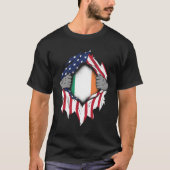 アイルランド系アメリカ人フラッグズハンズリッピング国旗の胸 Tシャツ (正面)