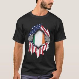 アイルランド系アメリカ人フラッグズハンズリッピング国旗の胸 Tシャツ