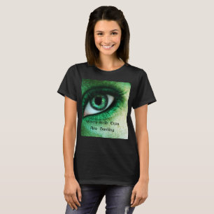 アイルランド語ときの目は微笑しています Tシャツ