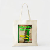 アイルランド語の諺 – 何が目を満たし、耳を満たす トートバッグ (正面)