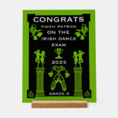アイルランド踊りおめでとう アクリルサイン (正面)