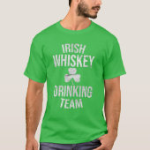 アイルランド・ウイスキー飲酒チームSt patricks dayおもしろい Tシャツ (正面)