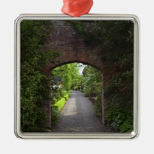 アイルランド、ドロモランド城、非常に緑 メタルオーナメント (正面)