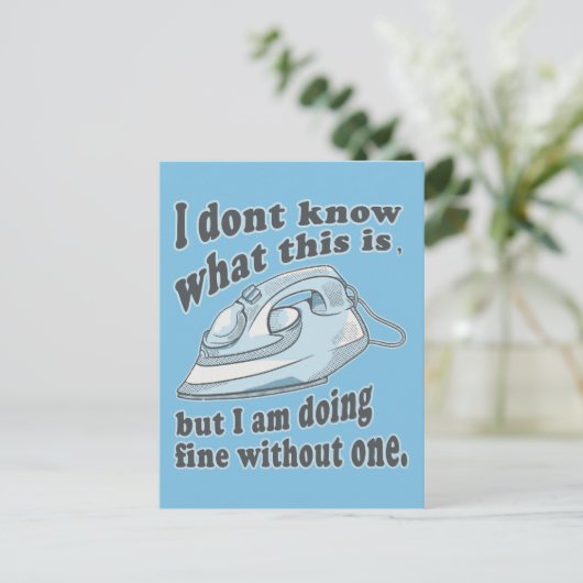 アイロンおもしろいグデザイン私はアイロン掛けを嫌う ポストカード (スタンド正面)