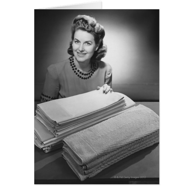 アイロンをかけられた麻布およびタオル (正面)