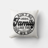 アインは2024年の懇親会のような家族得はない クッション (正面)